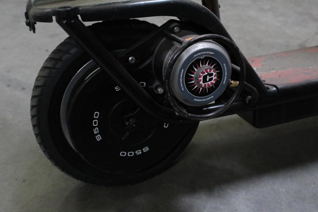 Apollo Ghost Electric Scooter: Unleashing Power and Performance缩略图
