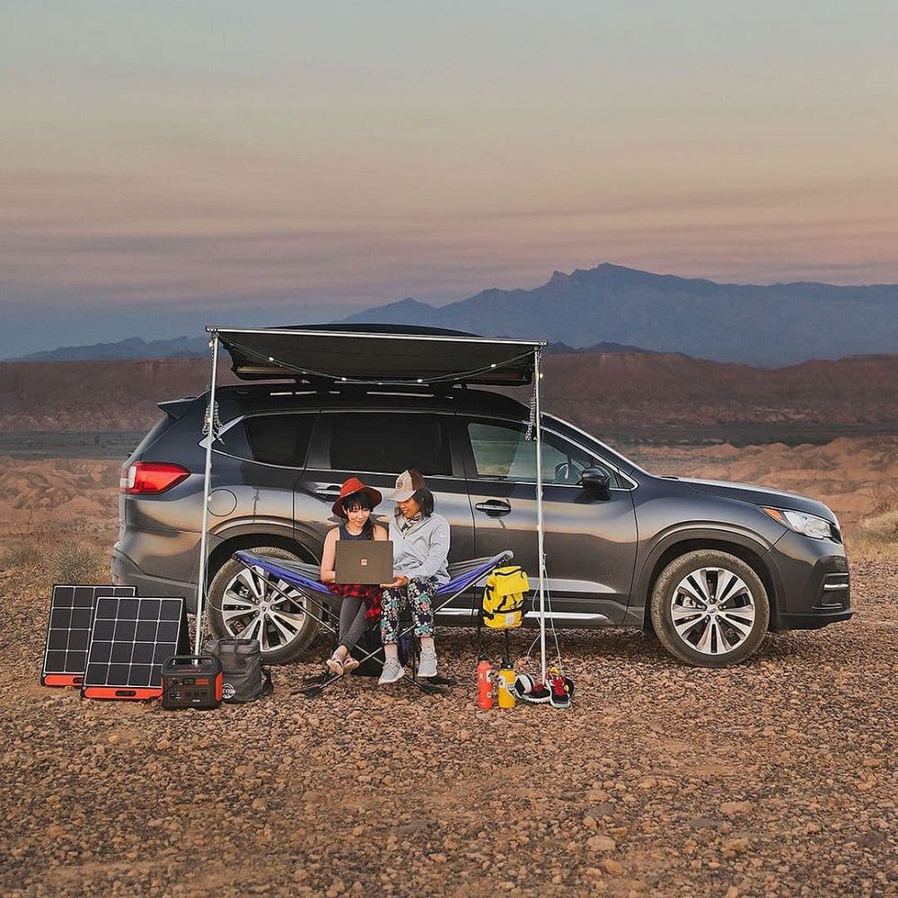 car-camping-essentials-string-lights