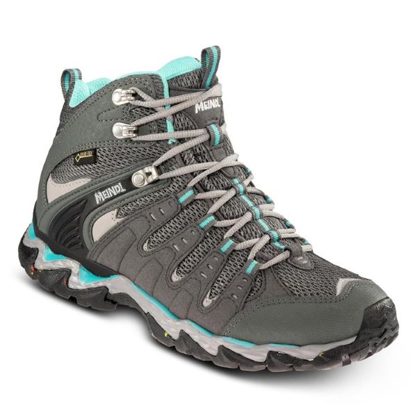 women’s hiking boots