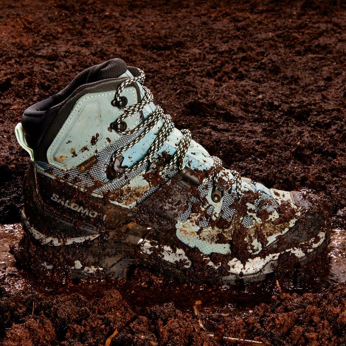 women’s hiking shoes