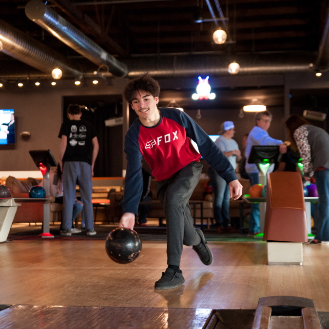 curve bowling ball
