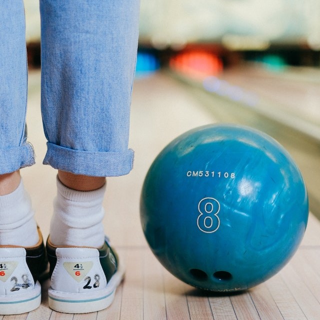 what to wear bowling